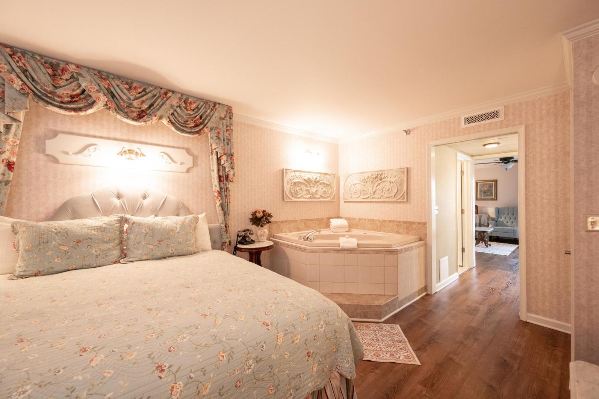 Boardwalk Plaza Hotel Рехобот-Біч Екстер'єр фото